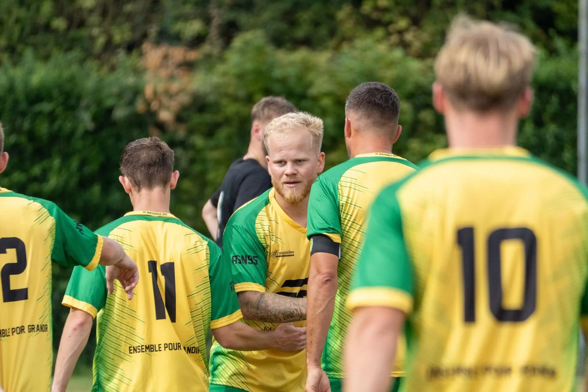FOOTBALL_MATCH_10